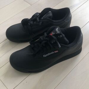 Reebok Classic Youth Princess Trainers Lace Up Sneaker Shoes Black Kid Size 5.5